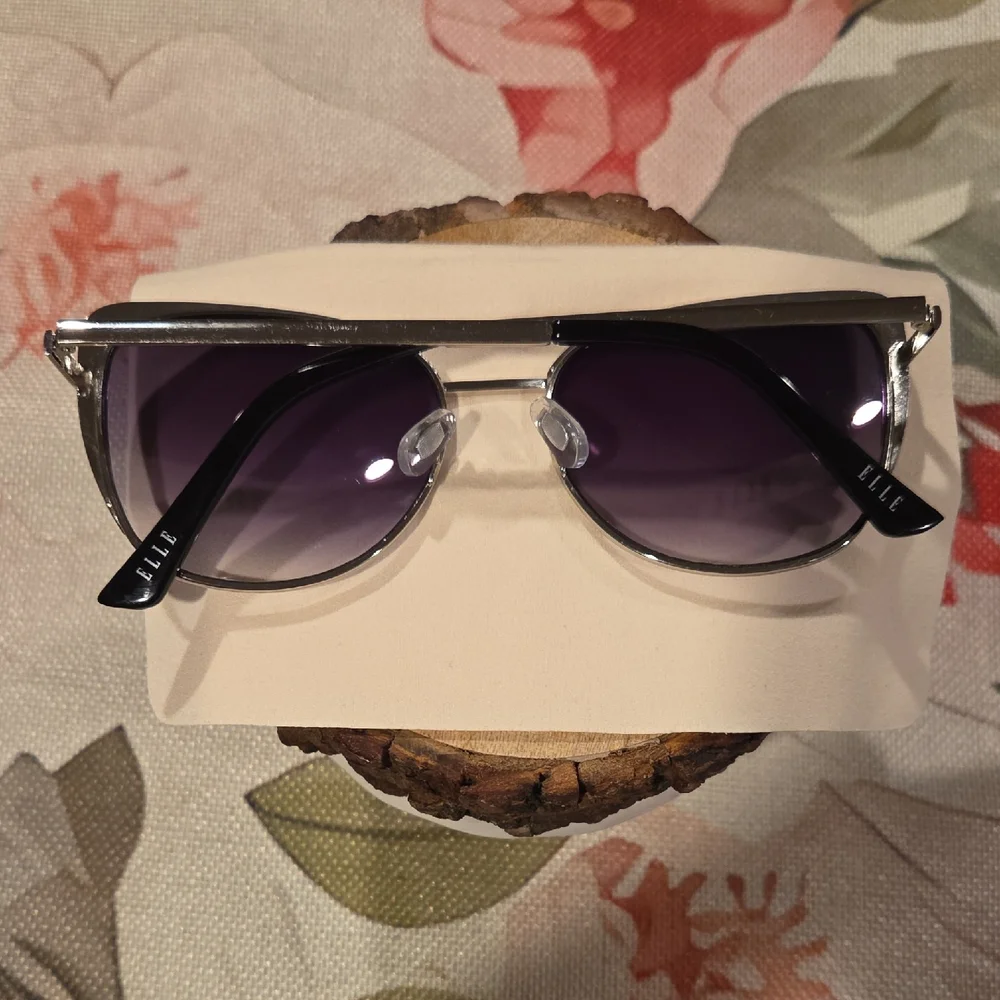 ELLE Sunglasses | HANA model #wel01sg18 - Picture 8 of 9
